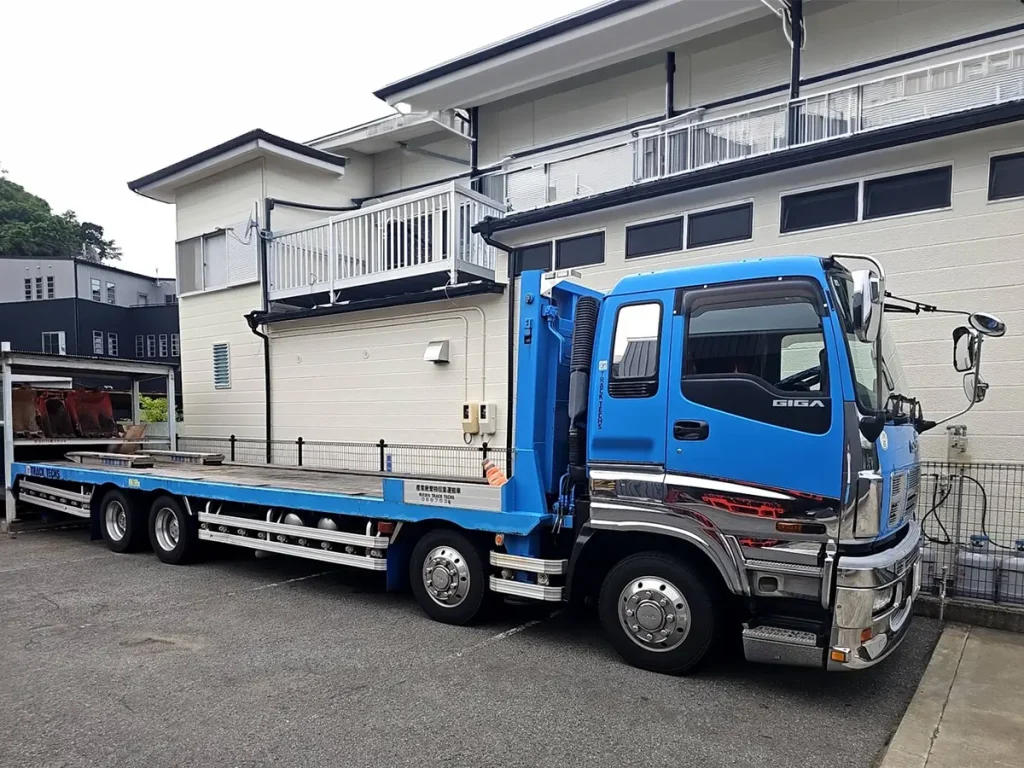 回送車PKG-CYJ77W8